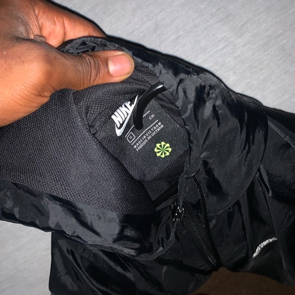 Nike windbreaker - Picture 4 of 5